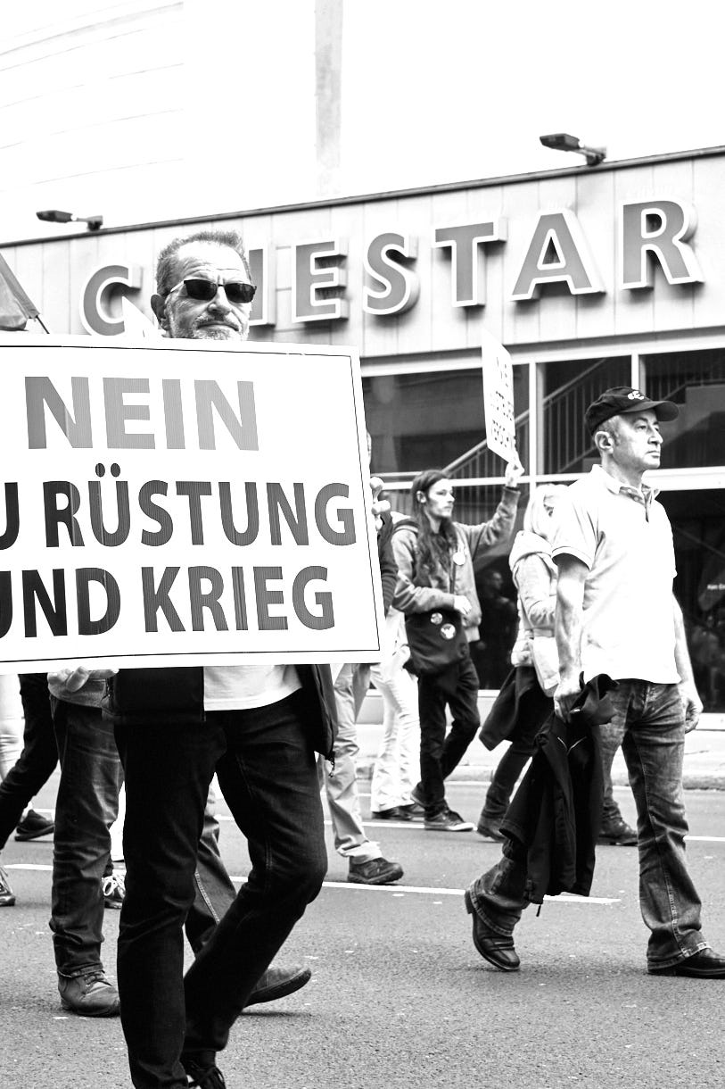 H.Schiele: Bilderserie von der "Europeans United" - Demo in Frankfurt, 22. Oktober 2022