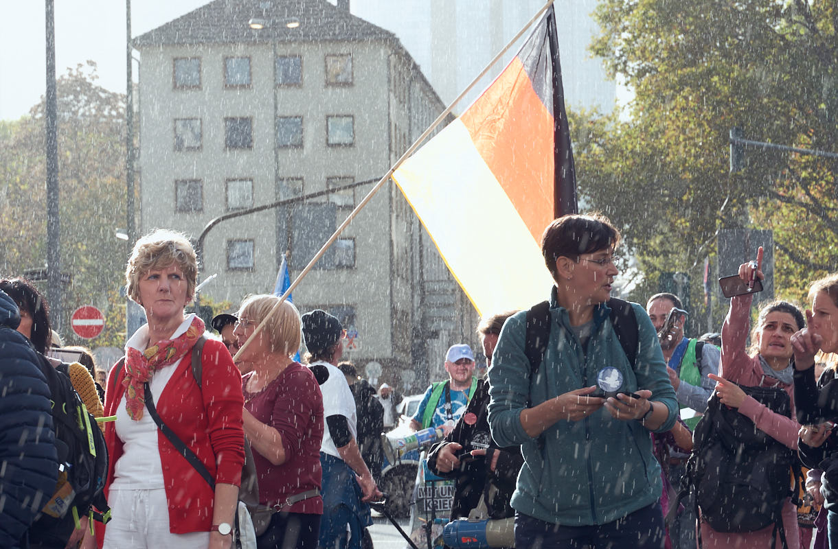 H.Schiele: Bilderserie von der "Europeans United" - Demo in Frankfurt, 22. Oktober 2022